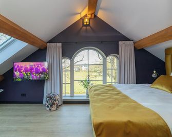 Villa Lake and Dune - Noordwijkerhout - Bedroom