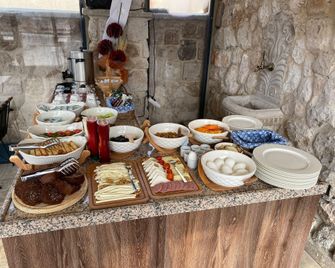 Akritis Suit Cappadocia - Uchisar - Buffet
