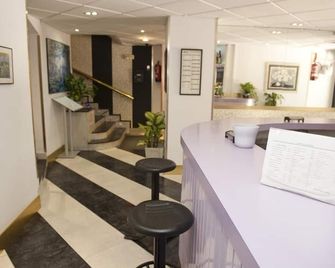 Hotel Arha Santander - Santander - Recepción