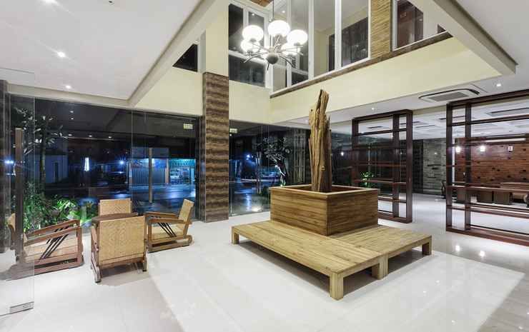 ZEN Rooms Adilla Syariah Ambarukmo - Depok - Lobby