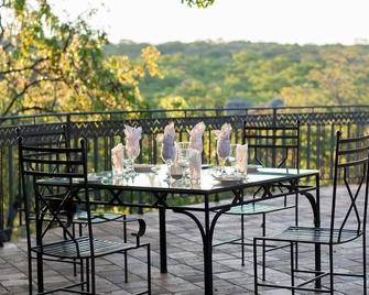Lodge at The Ancient City - Masvingo - Balcón