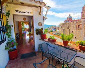 Hotel Mi Casita - Taxco - Balkon