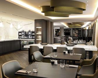 Hilton Amsterdam Airport Schiphol - Schiphol - Bedroom