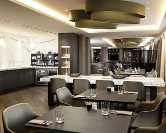 Hilton Amsterdam Airport Schiphol - Schiphol - חדר שינה