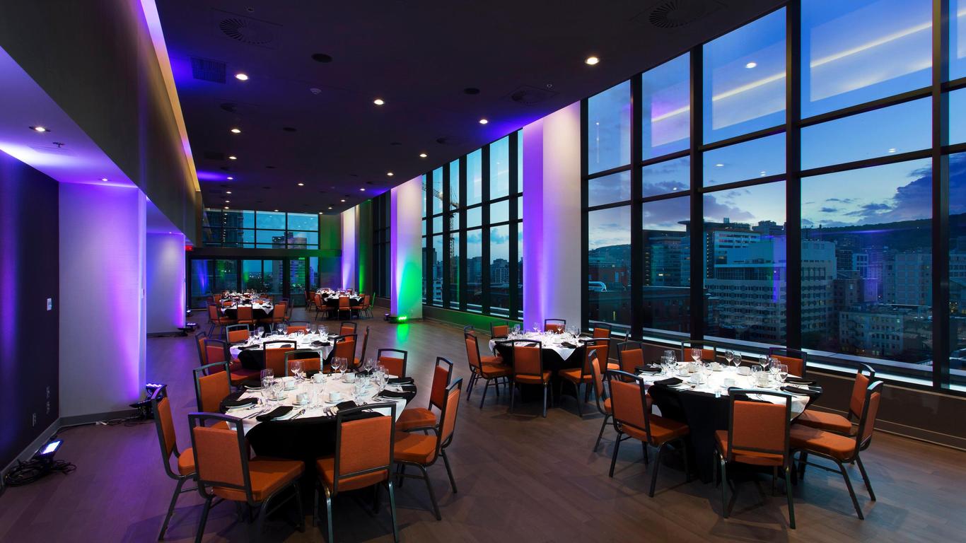 فندق وأجنحة هوليداي إن - مونتريال سينتر-فيل أويست