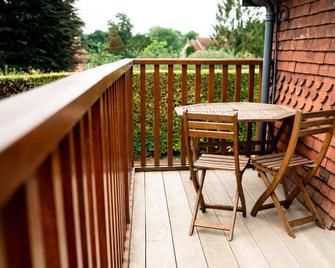 The Plough Itchen Abbas - Winchester - Balkong