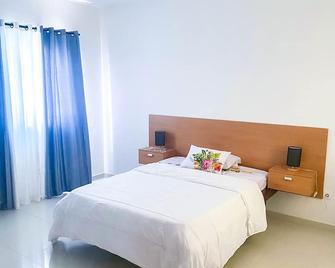 Grand-appartement Praia Palmarejo, lumineux balcon - Praia - Dormitor