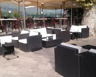 B&B In Riva al Lago - Avigliana - Restaurante