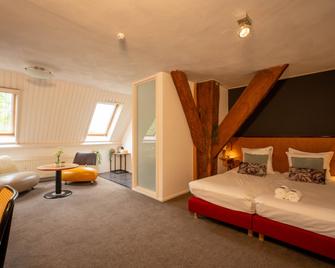 Hotel & Restaurant Weidumerhout - Wirdum - Habitación
