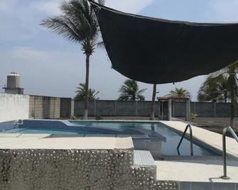 Casa de ensueño - San Jose - Piscina