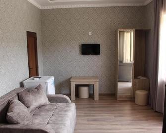 Hotel Rabati - Ajaltsije