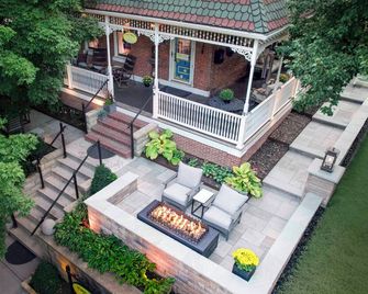 Main Street Inn - Parkville