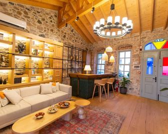 Qara Otel - Ayvalık - Sala de estar