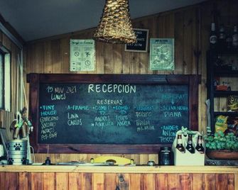 Bosque Escondido Hostel - Sutatausa - Bar
