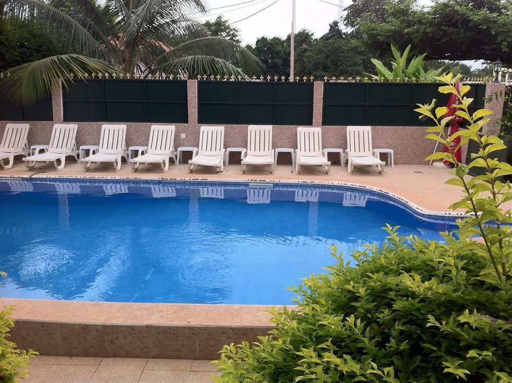 Hotel Lisboa Bissau - بيساو - حوض السباحة