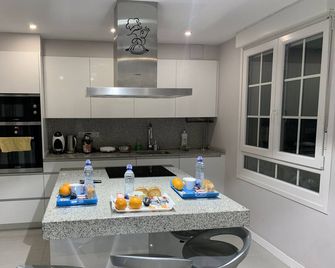 La Rosa Azul Rooms - Ponferrada - Cocina