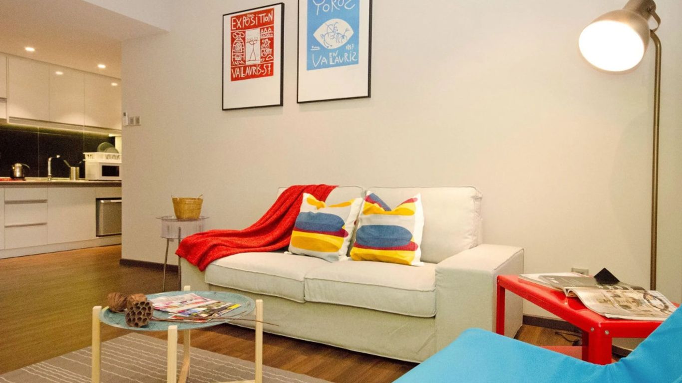 Crown Regency Serviced Suites