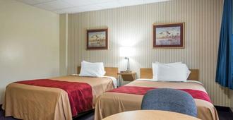 Econo Lodge - Manchester - Bedroom