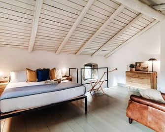 Casa Isola - By Myhomeincomo - Sala Comacina - Habitación