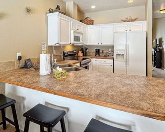 Cozy townhome near Tamarack - Donnelly - Cocina