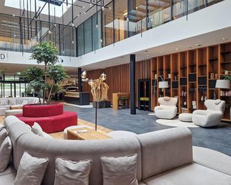 Tailormade Hotel Sihlpark Schindellegi - Feusisberg - Lobby