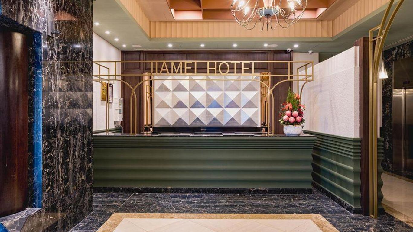 Welcome Hotel