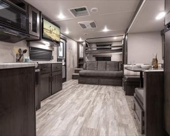 2021 Grand Design Transcend Xplor - Guernsey - Living room