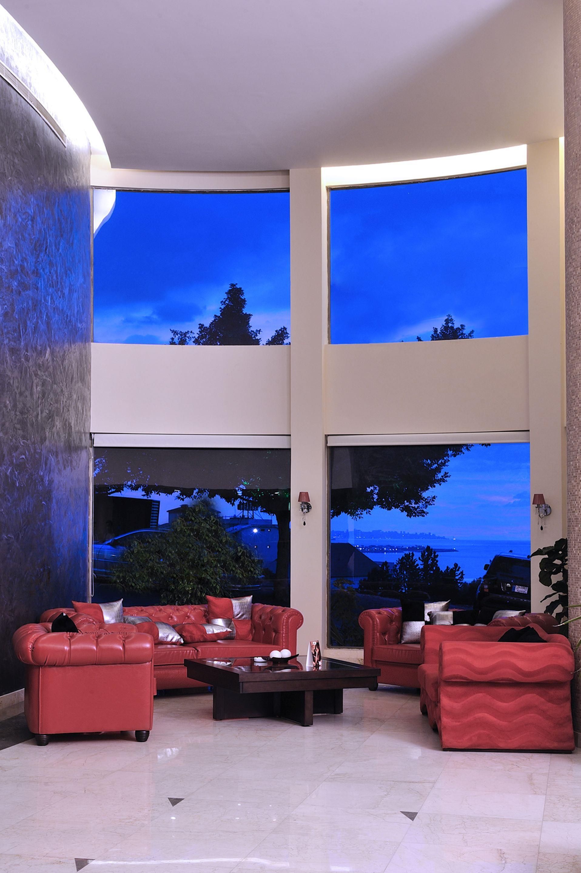 Hollywood Inn Boutique Hotel - Jounieh - Lounge