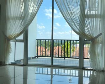 Hom Villa 16-25 pax - Bandar Penawar - Balkon
