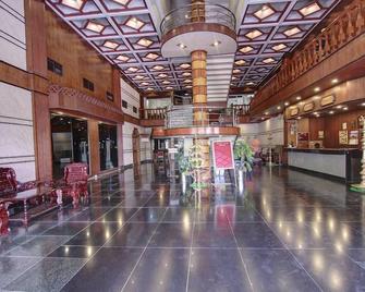 Spot On 33415 Hotel Oriental Towers - Thanjāvūr - Lobby