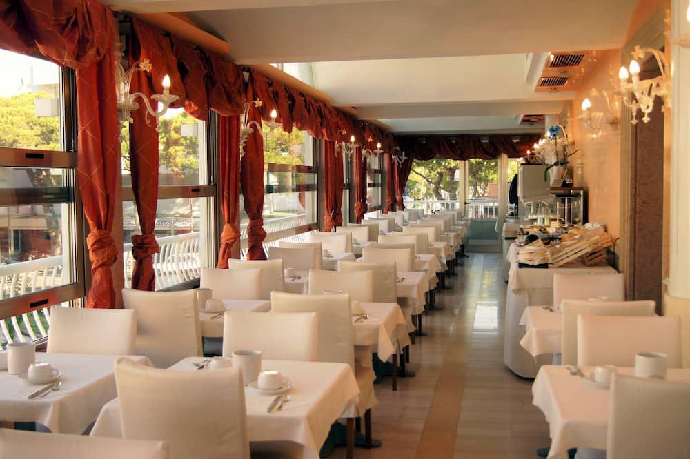 هوتل مارجريتا