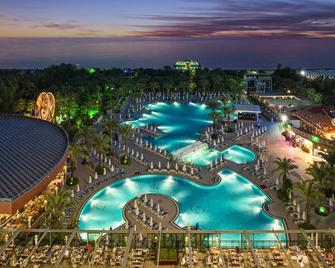 Delphin Palace Hotel - Antalya - Piscină