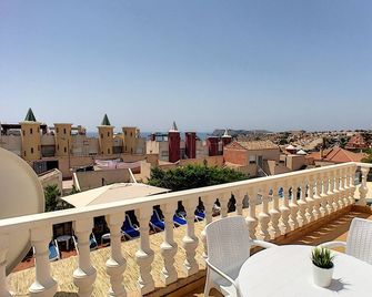 Fully equipped beautiful villa with terrace, garden & private pool | Close to the beach | Pets allowed - Puerto de Mazarron - Balcón