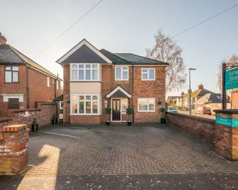 Autumn House - קיימברידג' - בניין