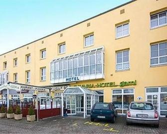 Bavaria Safari Garni - Dachau - Edificio