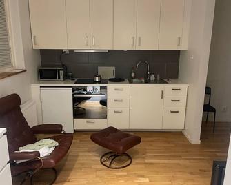 Cozy Studio in Hasselby Stockholm - Stockholm - Cuisine