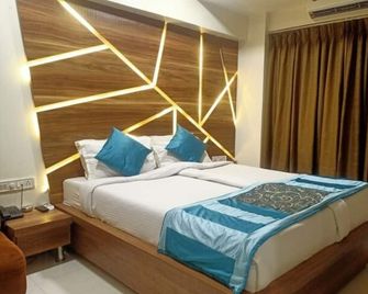 Hotel Citizen - Surat - Surat - Habitación