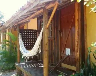 Recanto das Bromélias Chalés - Guarda do Embaú - Patio