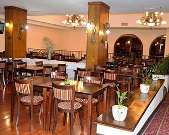 Hotel Posta Carretas - Buenos Aires - Restaurant