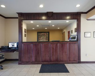Americas Best Value Inn St. Robert - סנט רוברט - דלפק קבלה
