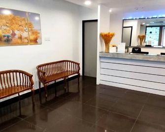 Milan Hotel - Johor Bahru - Front desk