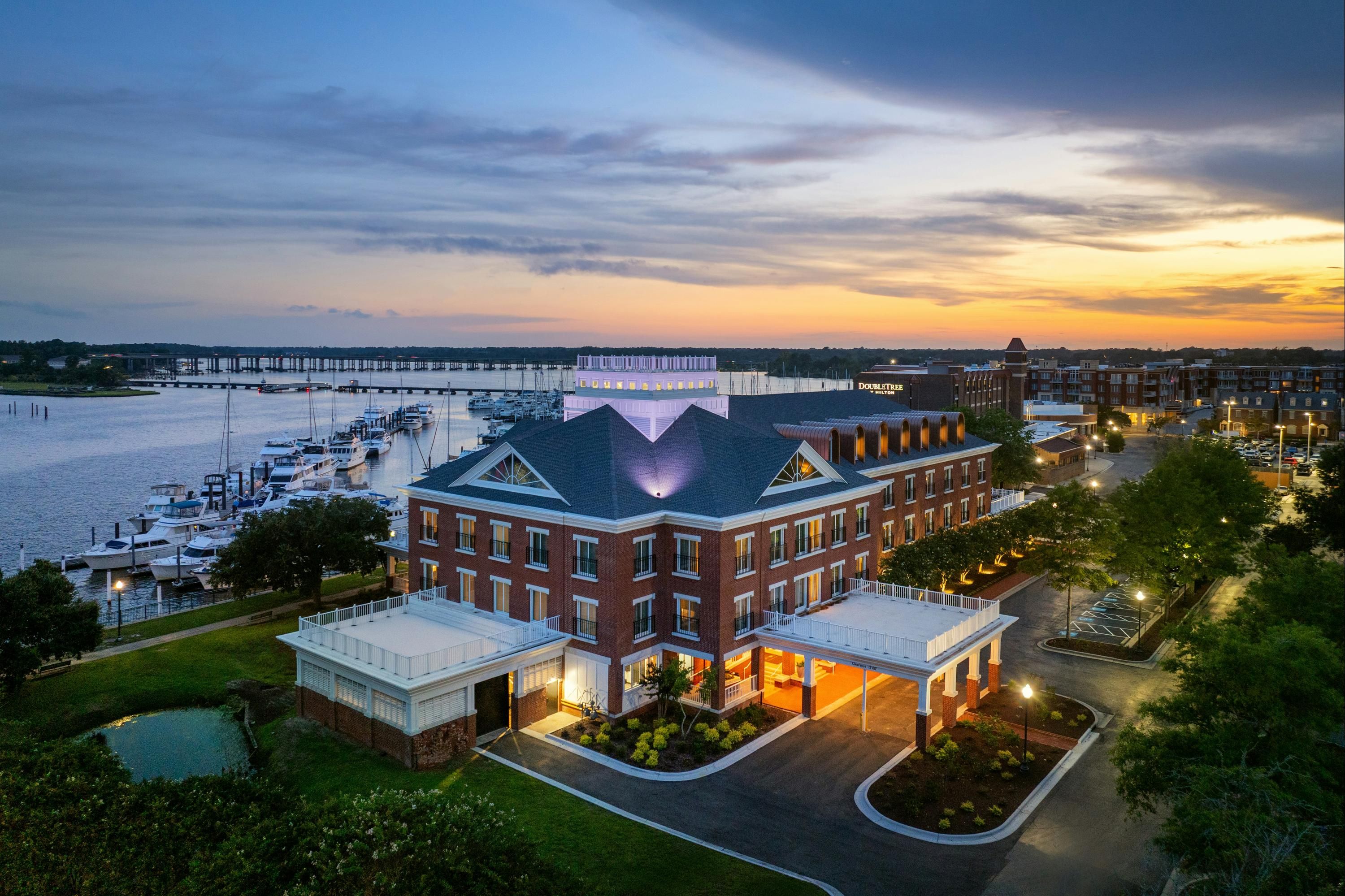 Tryon Riverfront Inn New Bern, Tapestry Collection By Hilton - New Bern - Bygning