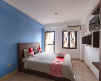 OYO 3747 Comfort Residence - Jakarta - Schlafzimmer
