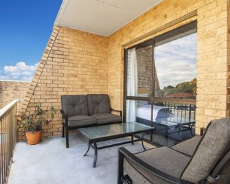 River Street Motel - בלינה - מרפסת