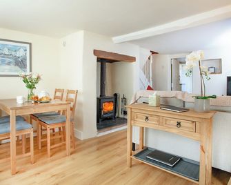 Otters Cottage - 오터리 세인트 메리 - 다이닝룸