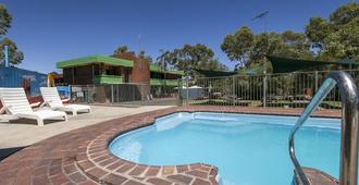 Haven Backpacker Resort - Alice Springs - Zwembad