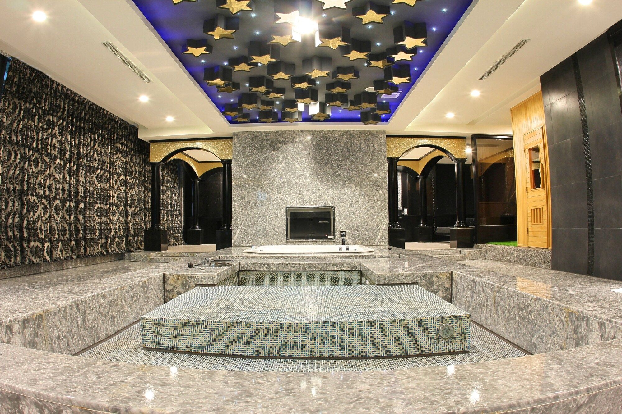 أو إتش واي إيه تشاين بوتيك موتل - لينكو