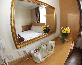 Holland Court Hotel - London