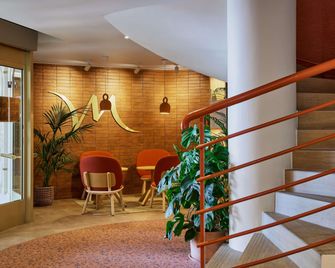 Mercure Saint Raphael Centre Plage - סן-רפאל - בניין