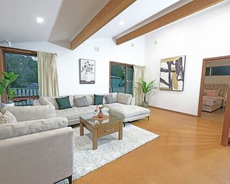 Family Holiday Entire House 8brm Vermont - Vermont - Living room